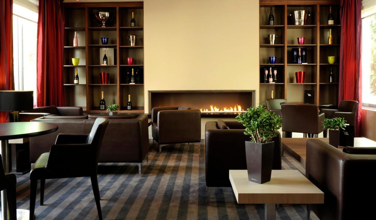 Relais De La Malmaison Paris Rueil Hôtel-Spa Buitenkant foto