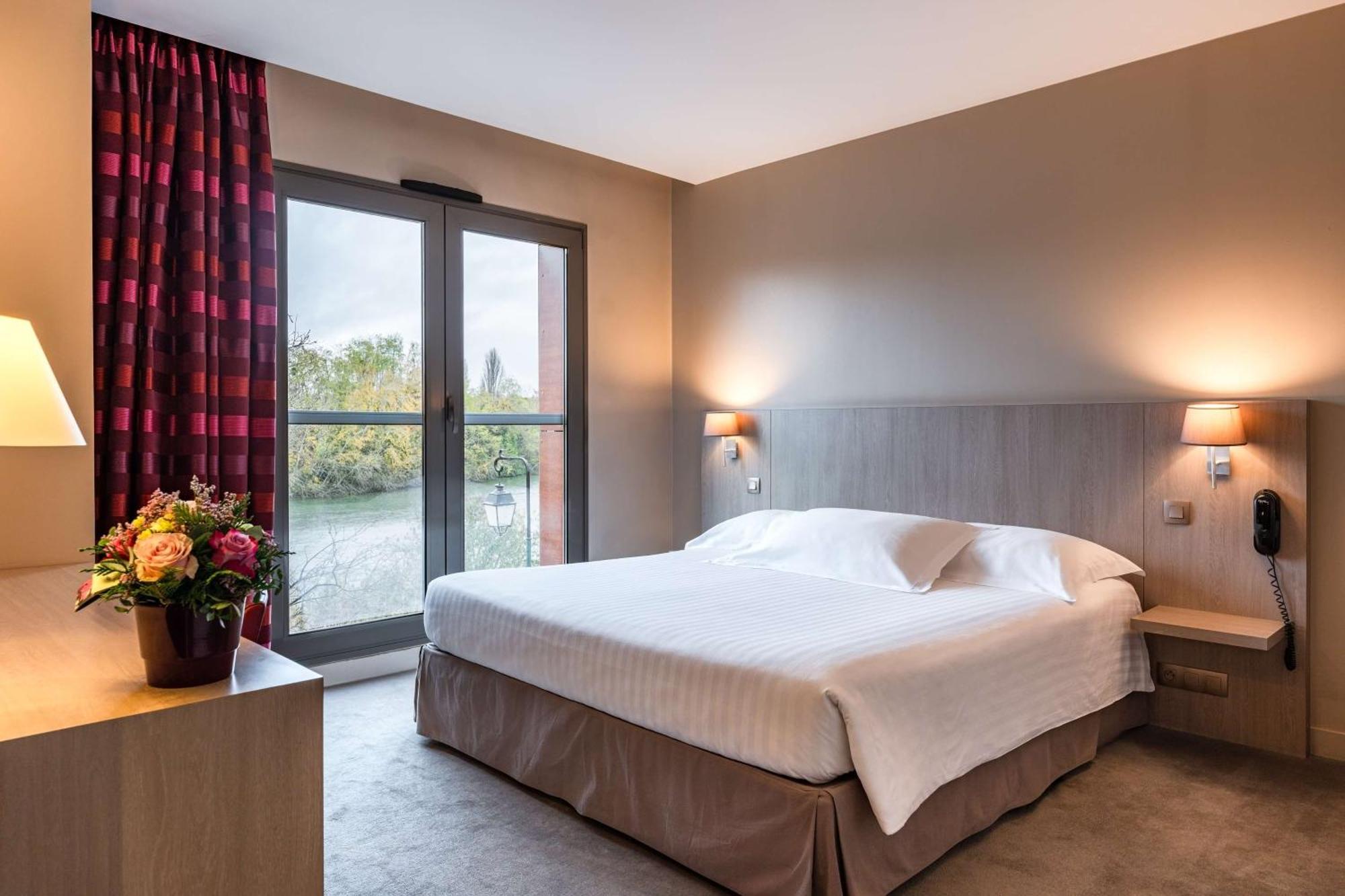 Relais De La Malmaison Paris Rueil Hôtel-Spa Buitenkant foto